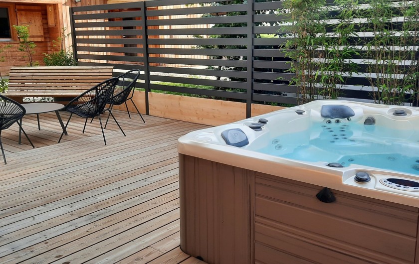 Location de vacances - Appartement à Les Gets - Jacuzzi
