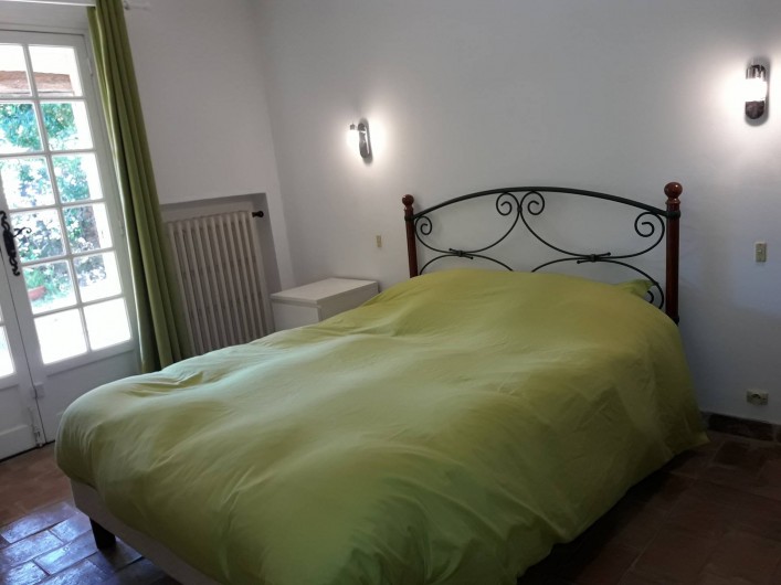 Location de vacances - Villa à Gassin - Chambre 3 Lit queen size (160x200cm)