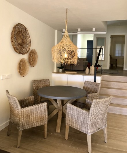 Location de vacances - Appartement à Urbanización Cabopino - Salle à manger avec 6 chaises disponibles