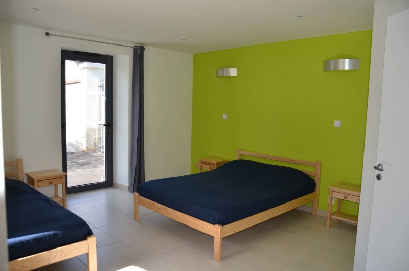 Location de vacances - Gîte à Sepmes - Chambre Primevère Accessible PMR