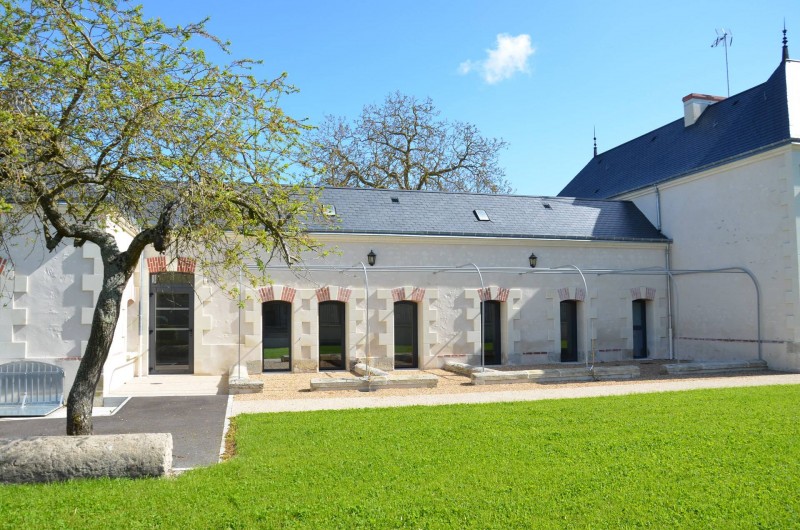 Location de vacances - Gîte à Sepmes - Vue extérieure des chambres marguerite et pervenche