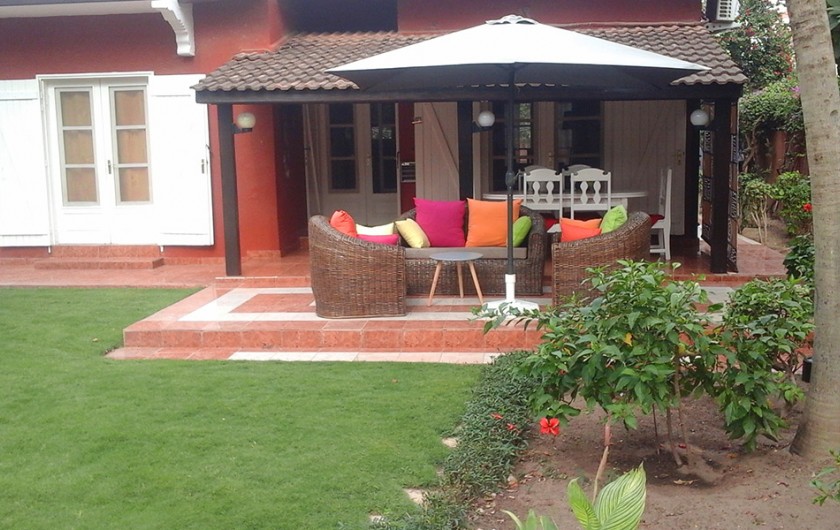 Location de vacances - Villa à Saly - Salon extérieur