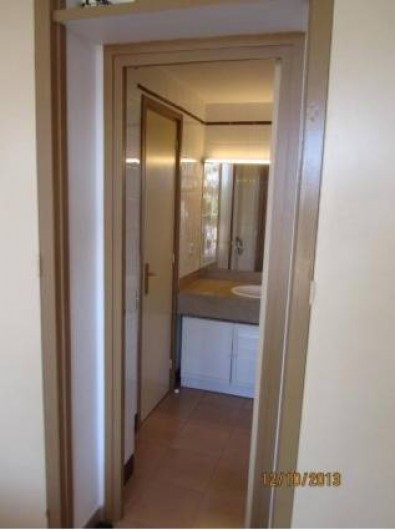Location de vacances - Appartement à Platja d'Aro - Salle de bain des parents