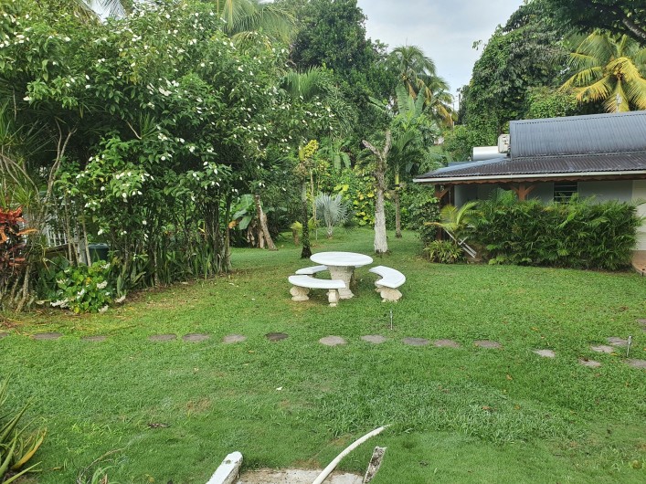 Location de vacances - Villa à Petit Bourg - jardin tropical