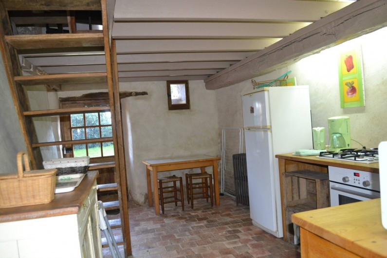 Location de vacances - Gîte à La Baconnière - Cuisine équipée (réfrigérateur, congélateur, four, 4 feux gaz)