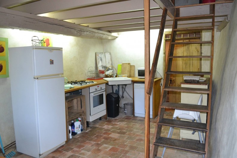 Location de vacances - Gîte à La Baconnière - Cuisine équipée (micro-ondes, lave vaisselles et lave linge)