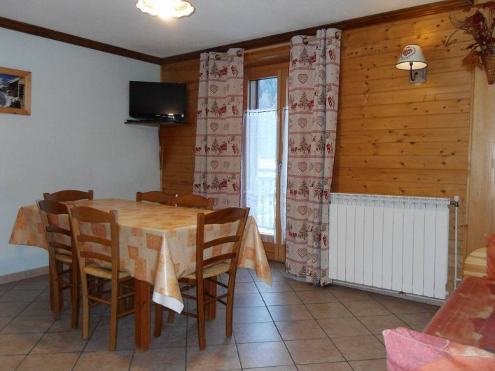 Location de vacances - Appartement à Lanslebourg-Mont-Cenis - La Parrachée