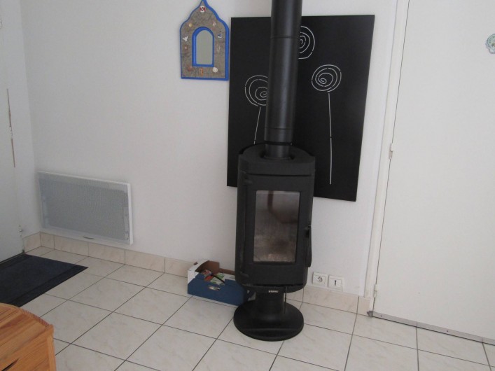 Location de vacances - Maison - Villa à Penvins - pour des soirées plus froide poêle a bois