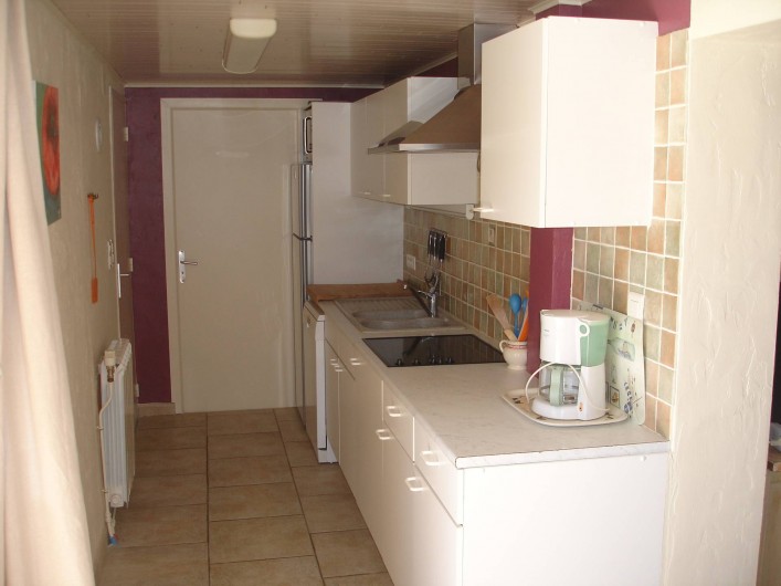 Location de vacances - Gîte à Les Assions - cuisine