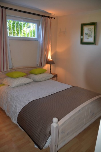 Location de vacances - Gîte à Les Assions - chambre 1 lit double