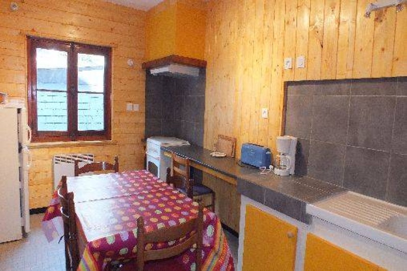 Location de vacances - Gîte à Ayzac-Ost - Cuisine