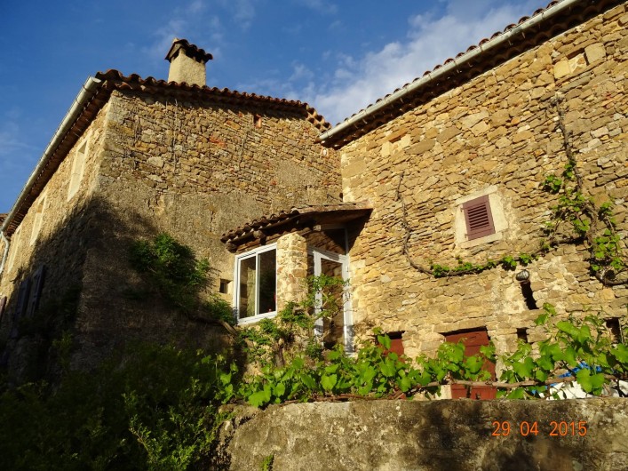 Location de vacances - Mas à Mialet - vue de la maison