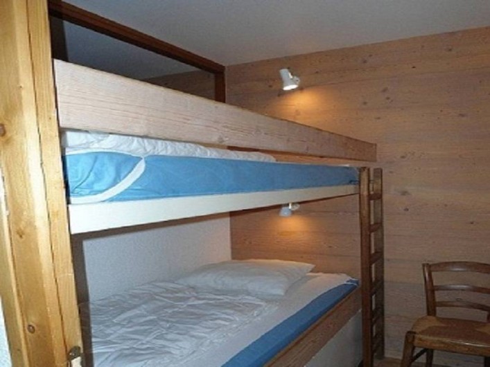 Location de vacances - Chalet à Cohennoz - LE PERCE NEIGE (n°6) - Appartement 5 pers. - Chambre cabine