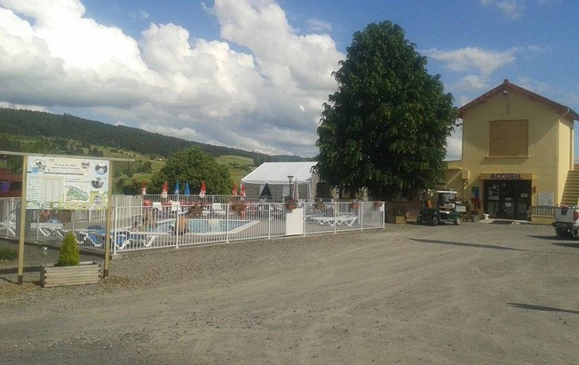 Location de vacances - Camping à Langogne - Entrée du camping