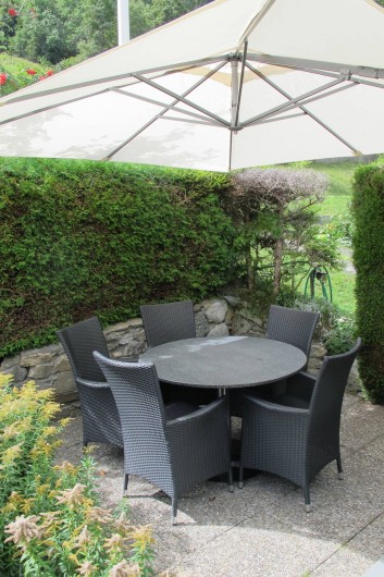 Location de vacances - Chalet à Bruson - coin repas d'été