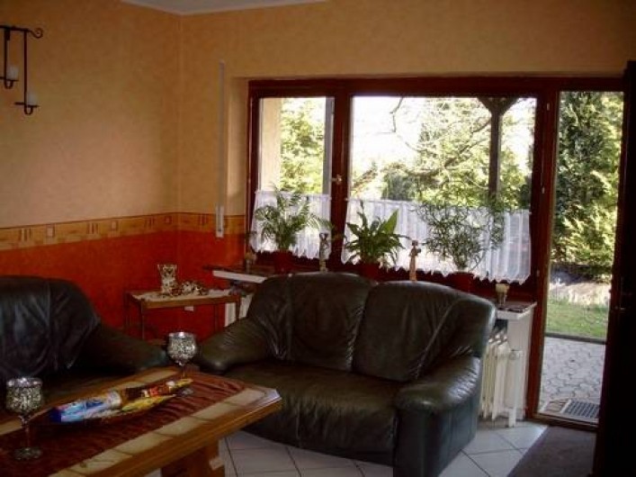 Location de vacances - Gîte à Allendorf - Salon et porte d'entree