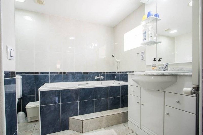 Location de vacances - Villa à Benissa - la salle de bain du studio