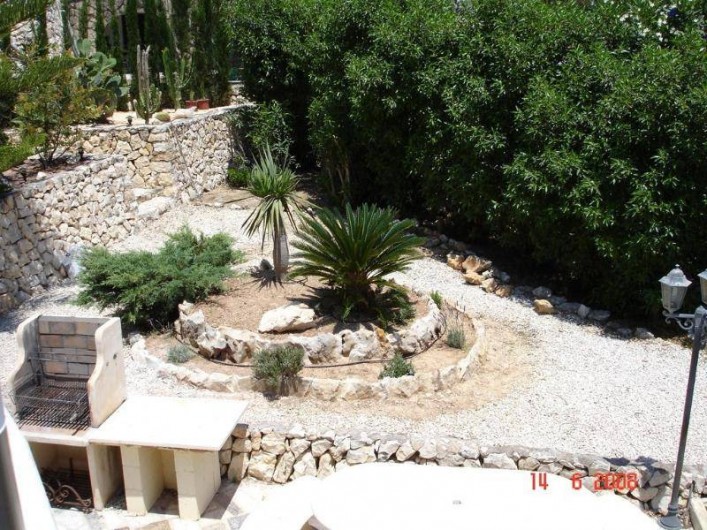 Location de vacances - Villa à Benissa - jardin avec BBQ