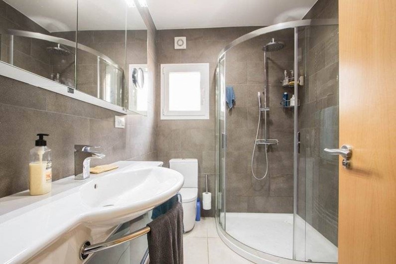 Location de vacances - Villa à Benissa - salle de douche