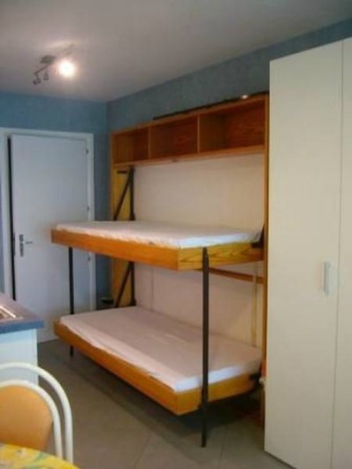 Location de vacances - Studio à Middelkerke - lit pour les enfants