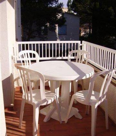 Location de vacances - Appartement à Roses - balcon