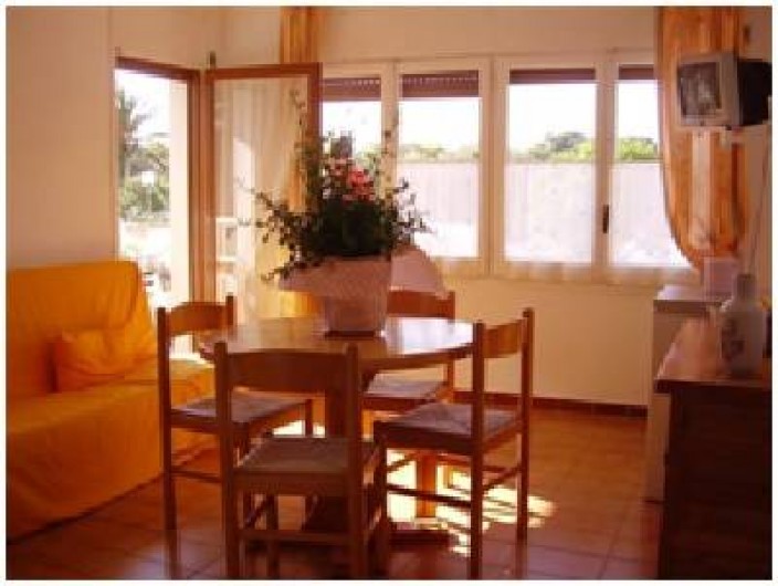 Location de vacances - Appartement à Roses - pièce de vie