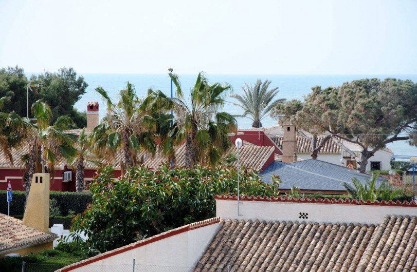 Location de vacances - Appartement à Torrevieja - Vue depuis la terrasse