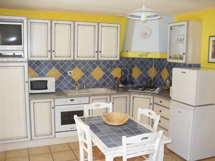 Location de vacances - Gîte à Moustiers-Sainte-Marie - cuisine