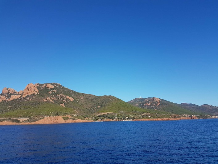 Location de vacances - Studio à Saint-Raphaël - Boulouris massif de  L'Esterel