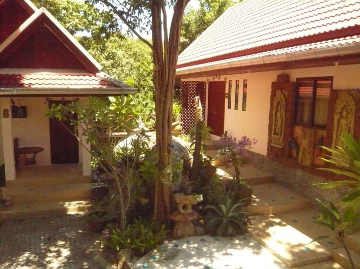 Location de vacances - Villa à Ko Samui - Deux modules organisés autour des rochers