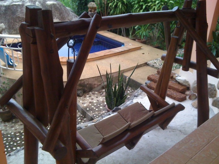 Location de vacances - Villa à Ko Samui - Balancelle face à la mer et à la petite piscine