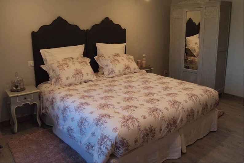 Location de vacances - Chambre d'hôtes à Saint-Saturnin-lès-Avignon - Chambre Muscadine