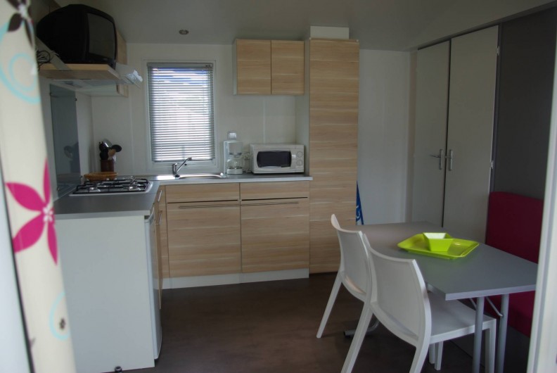 Location de vacances - Bungalow - Mobilhome à Cherrueix - location mobil home avec léléviseur Mont saint michel