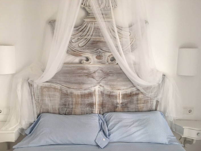 Location de vacances - Appartement à Cadaqués - chambre 1sejour