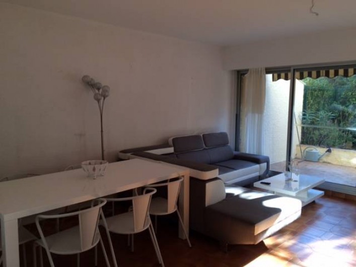 Location de vacances - Appartement à Bandol - SALLE A MANGER SALON