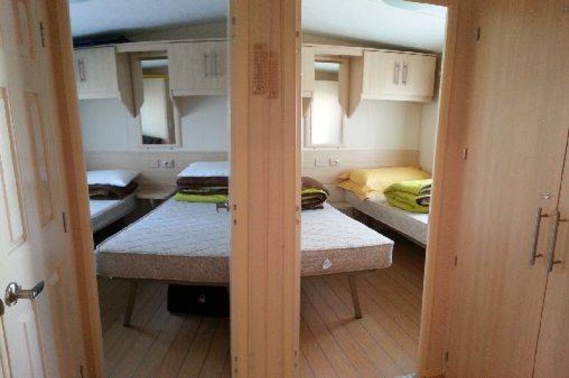 Location de vacances - Camping à Ronce les Bains - les chambres enfants
