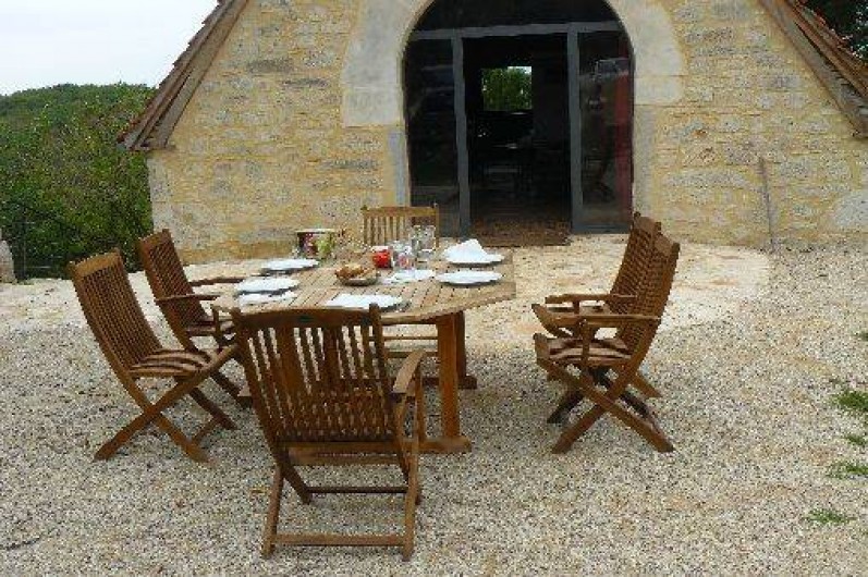 Location de vacances - Gîte à Lentillac-du-Causse - sur le pas de la porte 