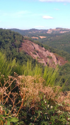 Location de vacances - Gîte à Menat - vue du belvedere