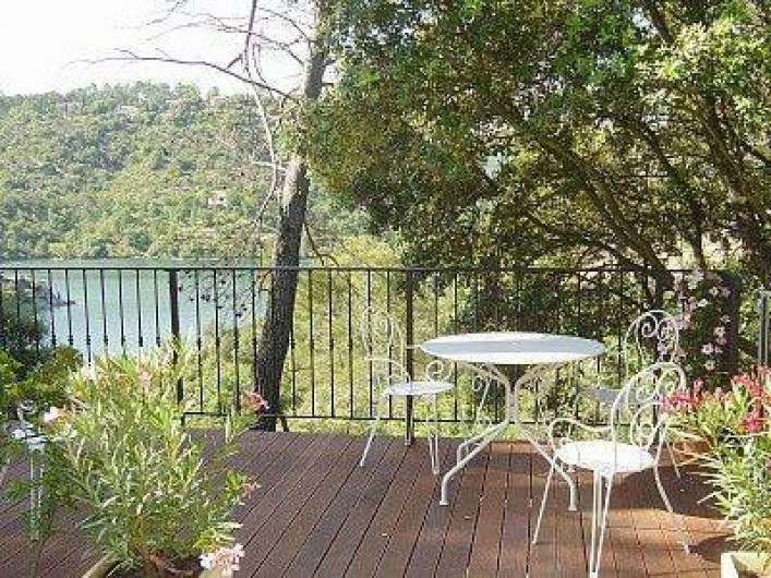 Location de vacances - Appartement à Esparron-de-Verdon - Location N° 2   T  2 indépendant Terrasse  privée  vue lac