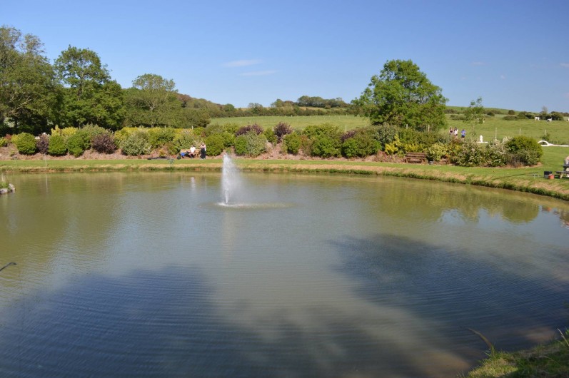 Location de vacances - Camping à Wacquinghen - l'étang de pêche (gratuit)