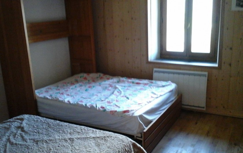 Location de vacances - Appartement à Servoz - lit escamotable