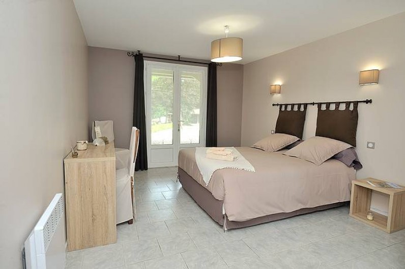 Location de vacances - Chambre d'hôtes à La Douze - Chêne