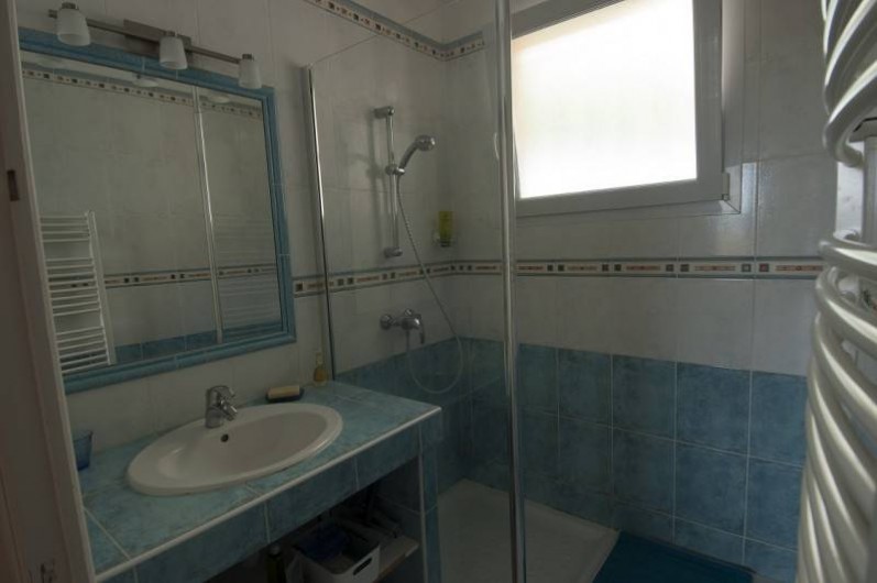 Location de vacances - Villa à Tamaris - Salle de bain avec douche à l'Italienne