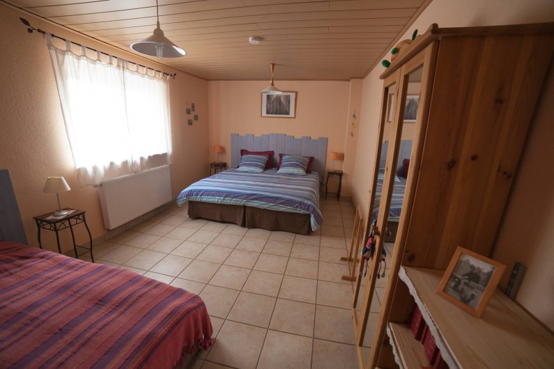 Location de vacances - Appartement à Oberrœdern - La chambre 1 pour 3 personnes en single ou king size