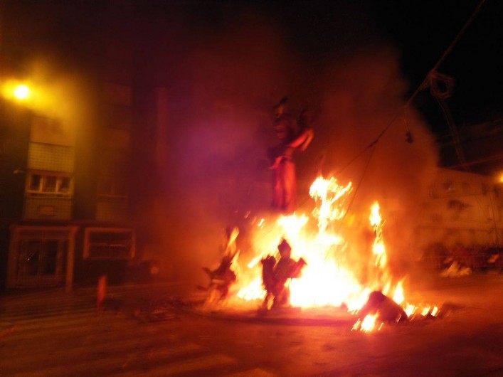 Location de vacances - Appartement à Dénia - Dénia Voici les moments émouvants  de ces superbes monuments en feu