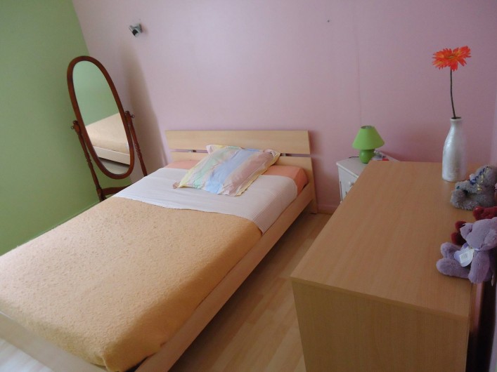 Location de vacances - Appartement à Morez - vue de la 2 eme cxhambre