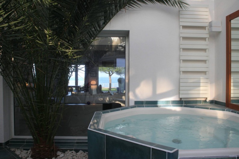 Location de vacances - Villa à La Flotte - Jacuzzi