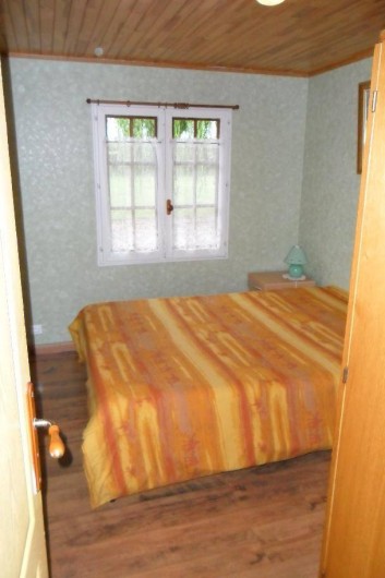 Location de vacances - Gîte à Berville-sur-Mer - chambre du rez de chaussée
