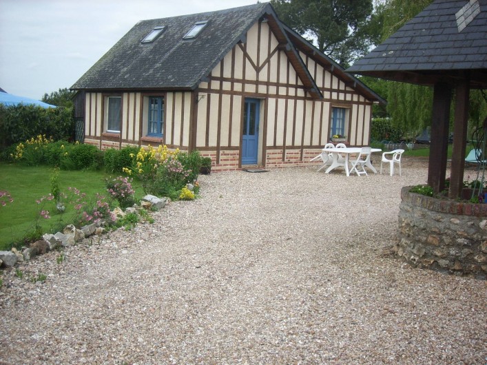 Location de vacances - Gîte à Berville-sur-Mer - extérieur du gîte