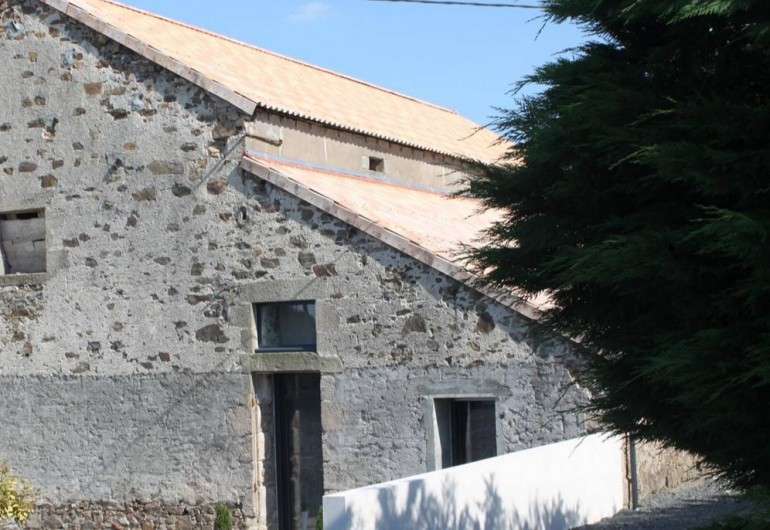 Location de vacances - Chambre d'hôtes à Saint-André-de-la-Marche - Entrée de la chambre Nature